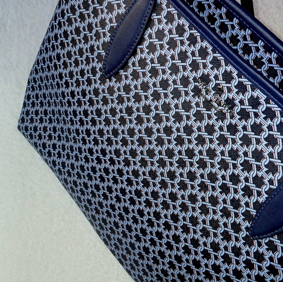 ♠️ Kate Spade NY Tote - Picture 3 of 9